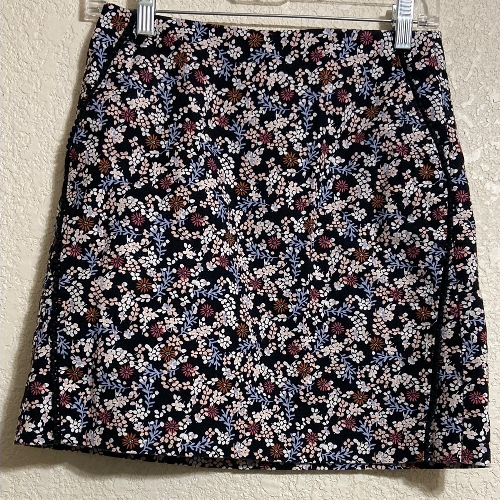ANN TAYLOR LOFT SKIRT